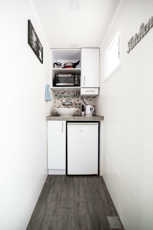 Stunning Studio By The Beach With Free Parking Tel Aviv-Jaffa Exterior foto